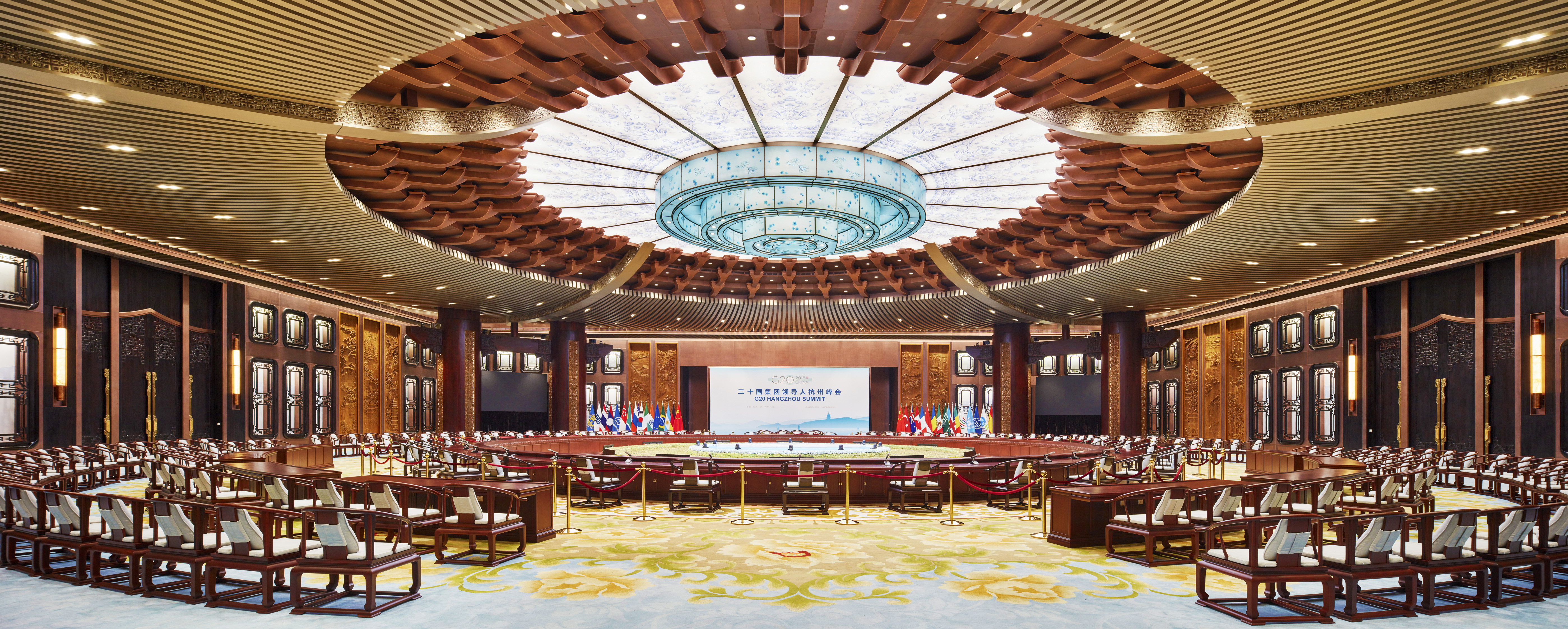 Amazon Web Services stimuleert AI-innovatie en digitale transformatie op Hangzhou Summit